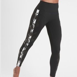 Athleta Elation Rose Stripe 7/8 SMALL